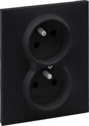 Legrand SUNO - 2P+Z socket (Czech)