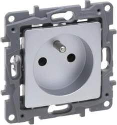 Legrand Niloe Selection Socket 2p+with 16A