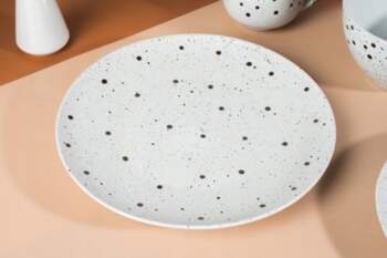 Siaki Collection Ceramic tile dinner plate