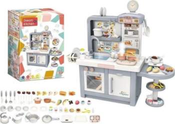 Kitchen with steam function and accessories