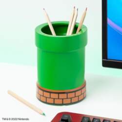 Super Mario Pipe Plant and Pen