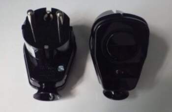 PCE Angle plug with switch and