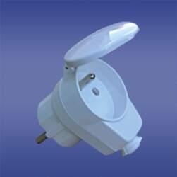 Elektro-Plast Angle plug-socket distributor with cover