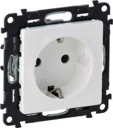 Legrand Valena Life single socket with