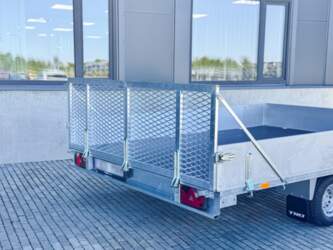 Rear mesh gate – loading ramp
