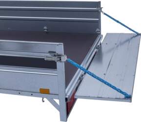 CP backhatch chains set for border
