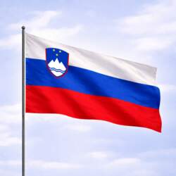 Slovēnijas karogs
