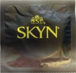 SKYN Close Feel gab.