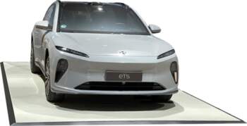 Smart floor - Auto saloniem