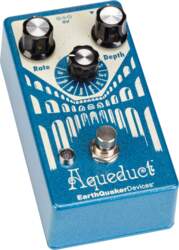 Earthquaker devices AQUEDUCT