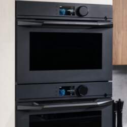 De Dietrich matte black set with