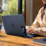 - Satechi Adapter HUB 5in1 USB