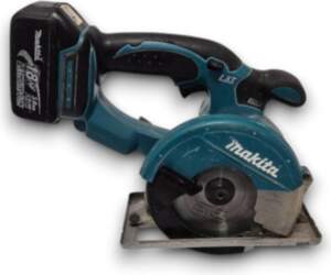 Makita DCS550