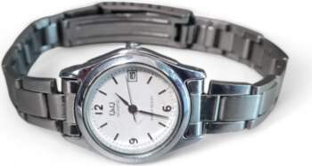 Q&Q Quartz