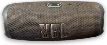 JBL Charge 5