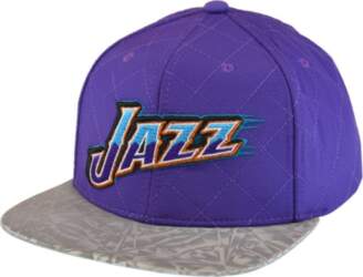 Mitchell & Ness NBA Diamond Base