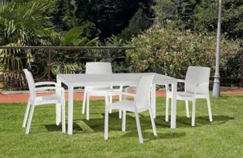 Dmora Set of 4 Stackable Rattan