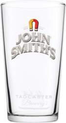 Džona Smita pintglāzes. JOHN SMITHS EXTRA