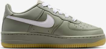 Nike Air Force 1 LV8 3