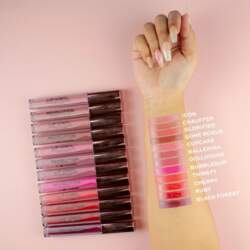 Makeup Revolution Lip Vinyl Lipgloss Ruby