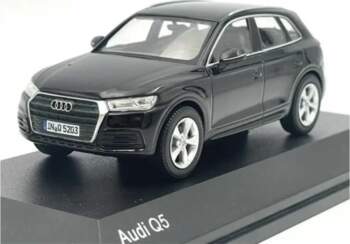 Audi Q5 2017 Black auto modelis