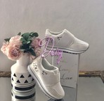 Baltas botes