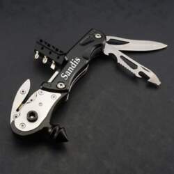 Multitool tūrisma nazis