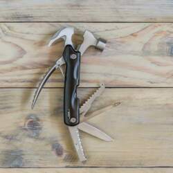 Multitool-Āmurs tūrisma nazis