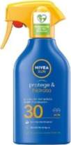 Nivea Protect & Moisture Spray SPF