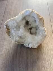 Kalnu kristāla geode 2