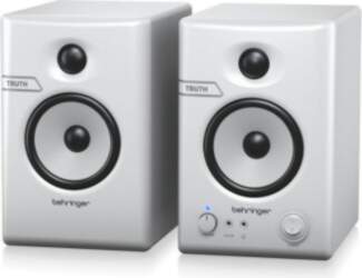 Behringer Pair of active 3.5"