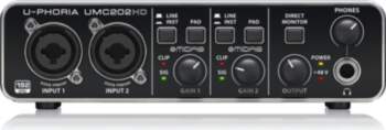 Behringer UMC202HD recording audio interface
