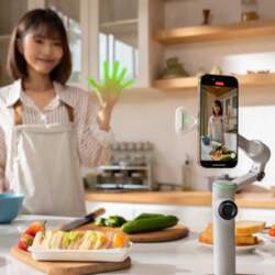 "Insta360 Flow 2 Pro AI