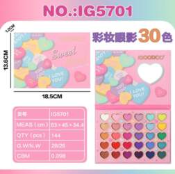 ... MEGA Heart Makeup Set