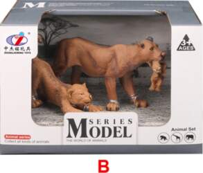 ... Lioness Figurine Set