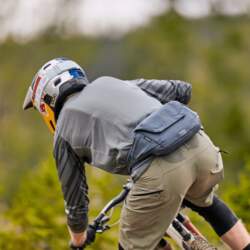 Thule 5307 Rail Hydration Hip Pack