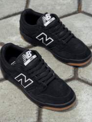 NB NUMERIC 480 Black apavi