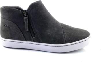 Clarks 40