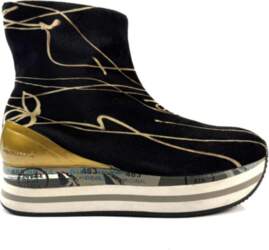 PREMIATA 38