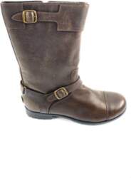 UGG 38