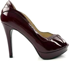 SACHA LONDON 39