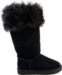 UGG 36