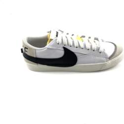 NIKE 47