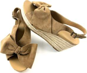 UGG 40