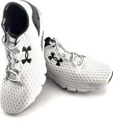 UNDER ARMOUR 44