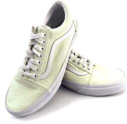 VANS OFF THE WALL