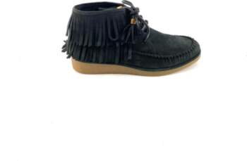 UGG 38