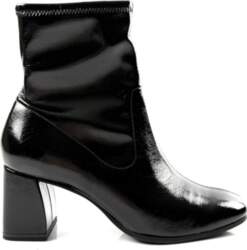 TAMARIS 38