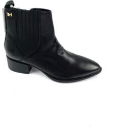 Tommy Hilfiger 39