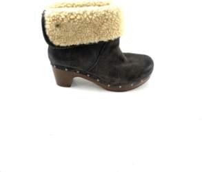 UGG 36